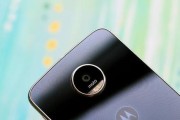 摩托罗拉Moto Z Play屏幕显示问题怎么解决？常见故障排除方法是什么？