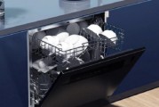 洗碗机省水的方法（如何有效利用洗碗机节约用水）