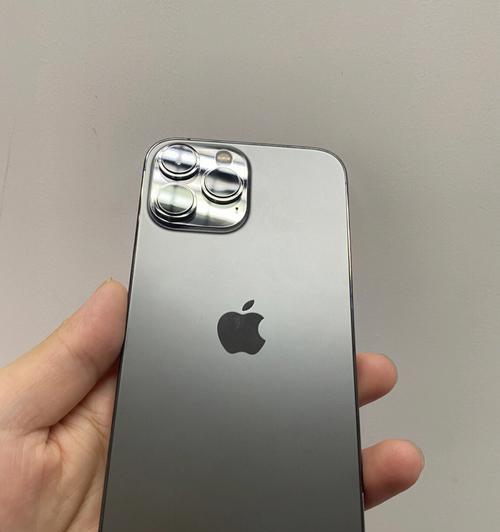 以iPhone13哪个平台买划算？（探究iPhone13的购买平台，为您提供最佳选择。）