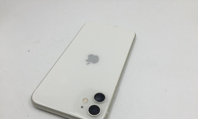 iPhone11如何录入NFC门禁卡（简单操作帮你实现一卡通行）