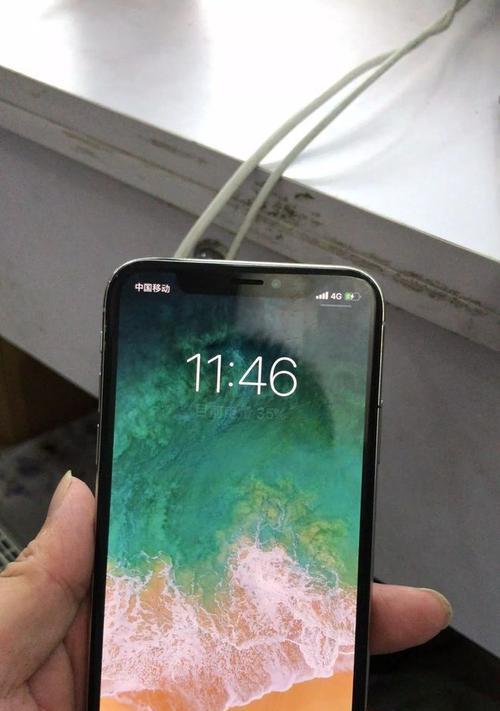 解决iPhone白苹果开不了机问题的方法（教你一步步解决iPhone开机故障，让你的iPhone重获新生）