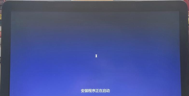 重装后显示器没反应该怎么办（解决重装后显示器无显示问题的实用方法）