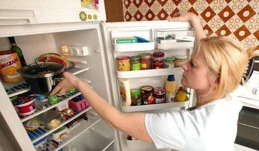 解决冰柜异味问题的有效方法（探索冰柜异味根源）