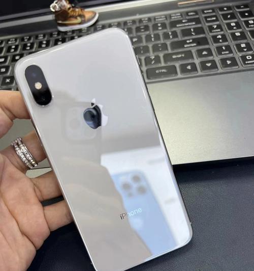 iPhoneX（一部引领科技潮流的性手机）