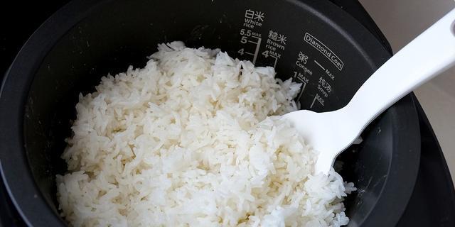 电饭煲煲汤无水解决方法是什么？电饭煲煲汤故障怎么解决？