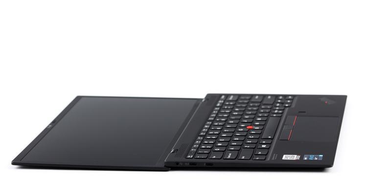 ThinkPad X1 Nano评测怎么样？性能和续航表现如何？