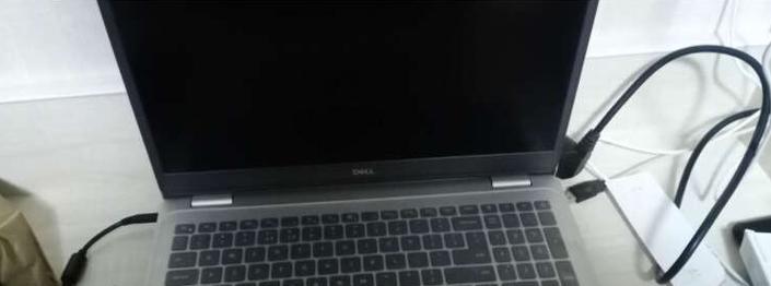 Dell XPS 13 9305测评怎么样？性能和续航能力如何？