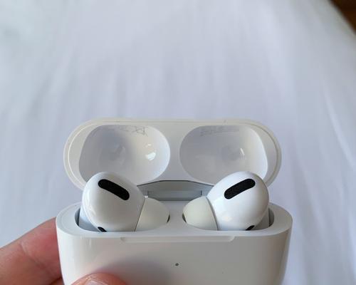 AirPods Pro怎么充电？正确充电步骤是什么？