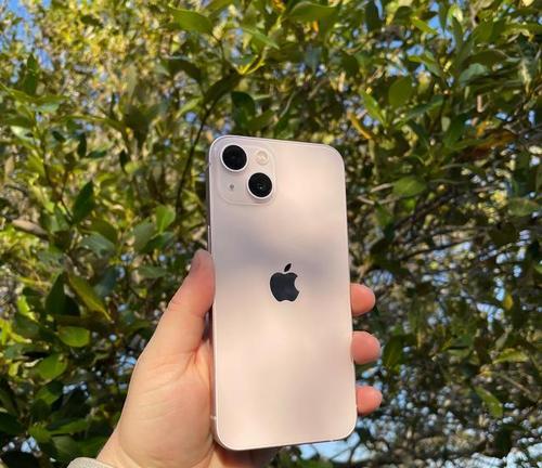 iPhone13值得入手吗最新？2024年购买指南及常见问题解答