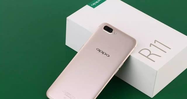 OPPO R11的价格是多少？购买时需要注意哪些问题？