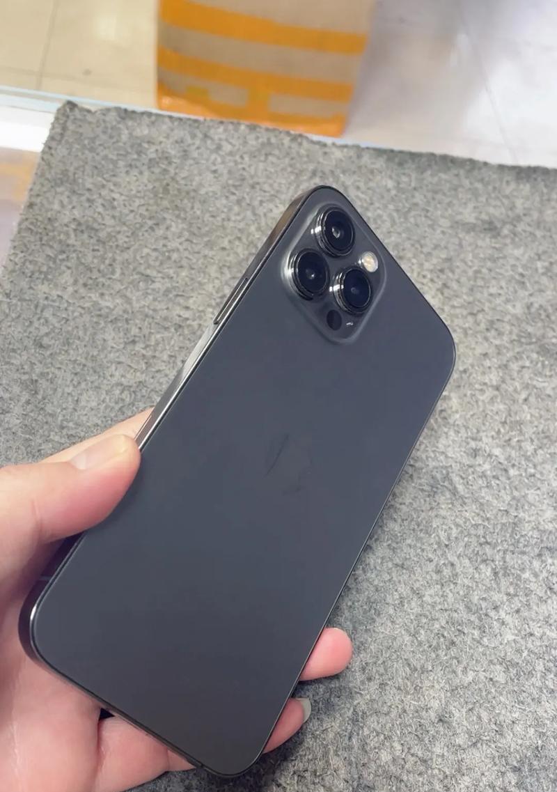 苹果iPhone12Pro参数有哪些？购买前需要了解的常见问题是什么？